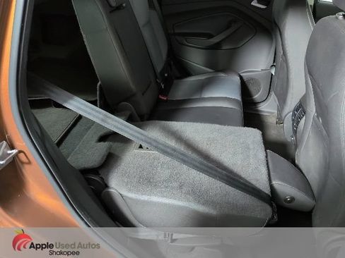 Used 2017 Ford Escape SE AWD/4WD image 33