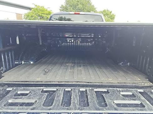 Used 2023 Ford F150 XLT RWD image 12