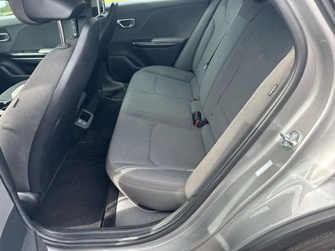 Used 2025 Kia K4 LXS image 14