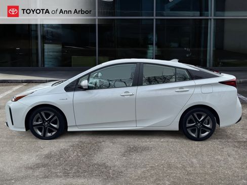 Used 2019 Toyota Prius Limited image 9