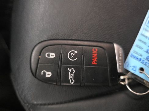 Used 2013 Chrysler 300 AWD w/ Driver Convenience Group image 26