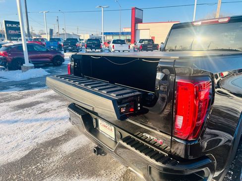 Used 2021 GMC Sierra 1500 AT4 image 37
