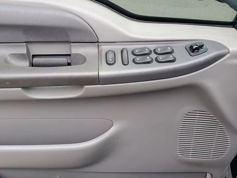 Used 2001 Ford Excursion XLT RWD image 13