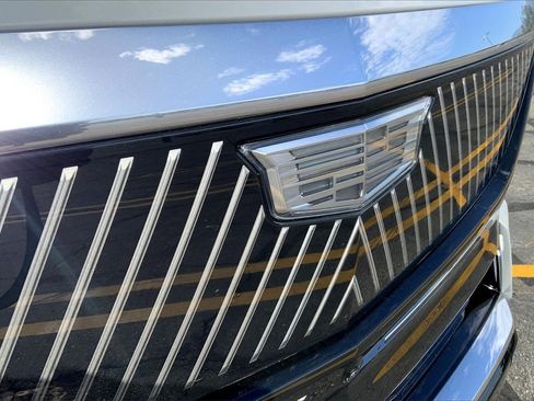 New 2026 Cadillac Escalade IQL Luxury image 37