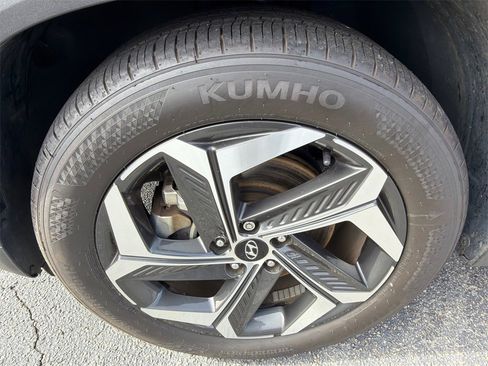 Used 2023 Hyundai Tucson Limited image 11
