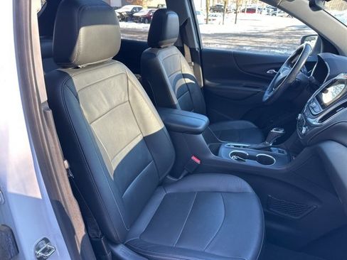 Used 2018 Chevrolet Equinox Premier image 34