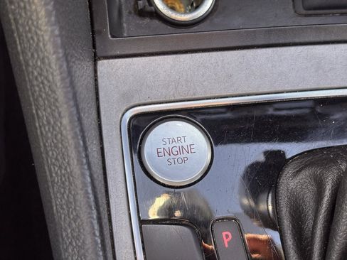 Used 2020 Volkswagen Passat 2.0T SE image 5