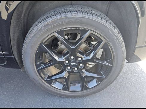 Used 2024 Chevrolet Traverse RS w/ LPO, Floor Liner Package AWD/4WD image 8