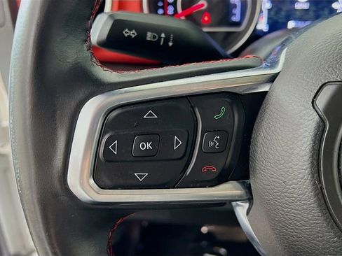 Used 2018 Jeep Wrangler Unlimited Rubicon AWD/4WD image 13