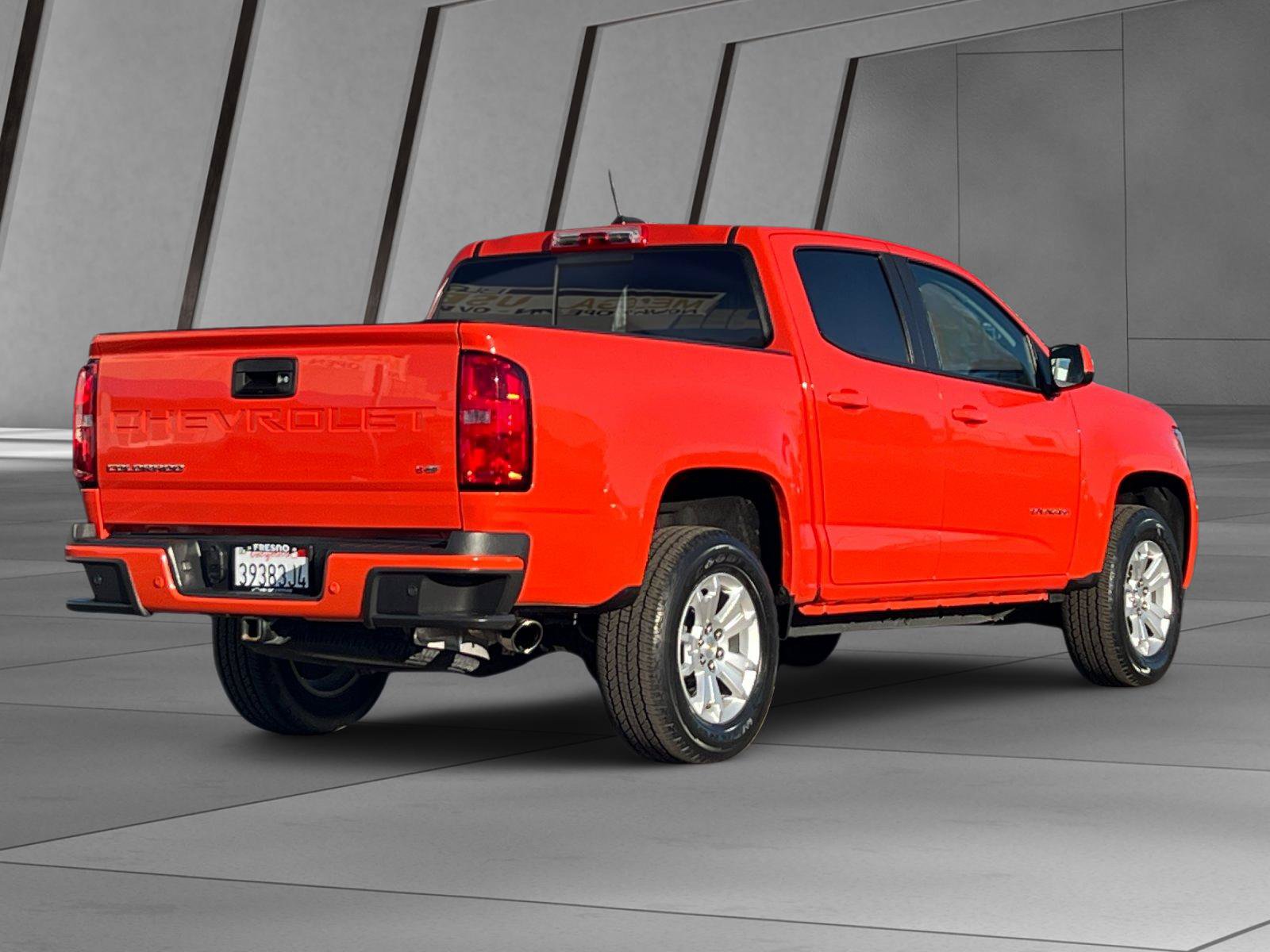 Used 2021 Chevrolet Colorado LT w/ Safety Package RWD image 4