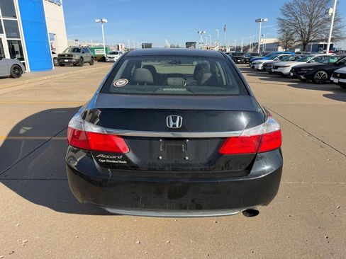 Used 2015 Honda Accord EX image 3