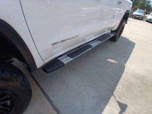 Used 2019 GMC Sierra 1500 SLT image 11