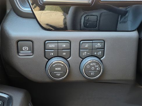 New 2026 Chevrolet Silverado 3500 LT w/ Convenience Package image 24