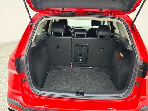 Used 2022 Volkswagen Taos SE image 21