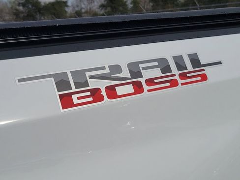 Used 2019 Chevrolet Silverado 1500 LT Trail Boss image 37