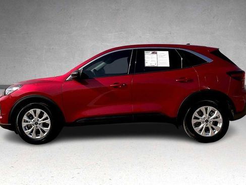 Used 2023 Ford Escape Active image 3