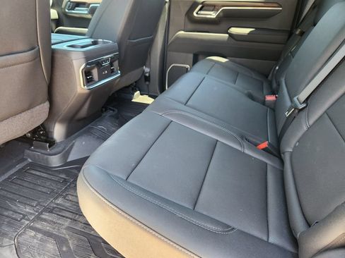 New 2026 GMC Sierra 1500 SLT w/ SLT Premium Plus Package AWD/4WD image 9