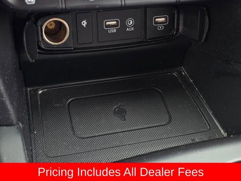 Used 2020 Hyundai Santa Fe Limited AWD/4WD image 25