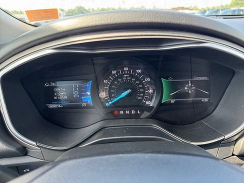 Certified 2020 Ford Fusion SE FWD image 40