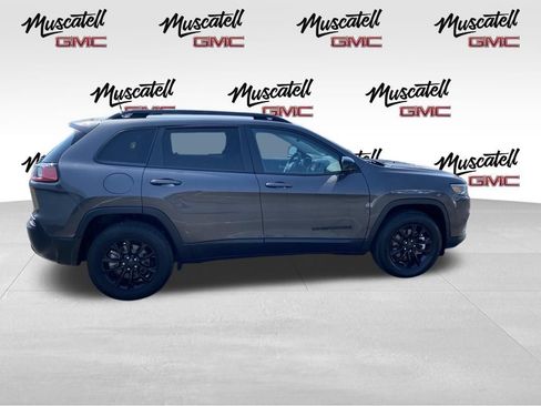 Used 2023 Jeep Cherokee Altitude Lux AWD/4WD image 9
