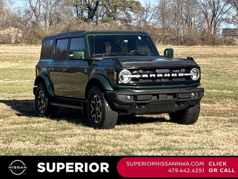 Used 2022 Ford Bronco Outer Banks image 1