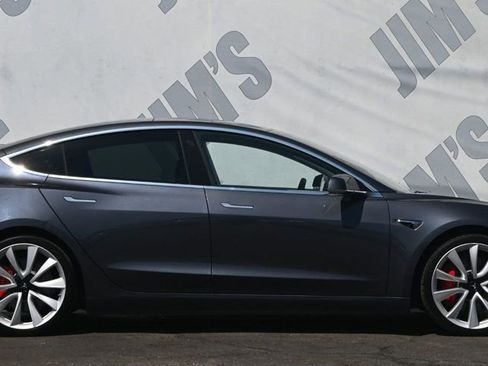 Used 2019 Tesla Model 3 Performance image 4