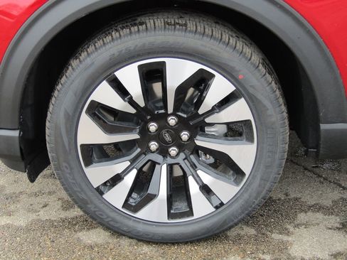 New 2026 Ford Explorer Platinum AWD/4WD image 4