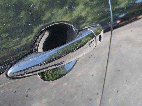 Certified 2024 Nissan Rogue SL image 12