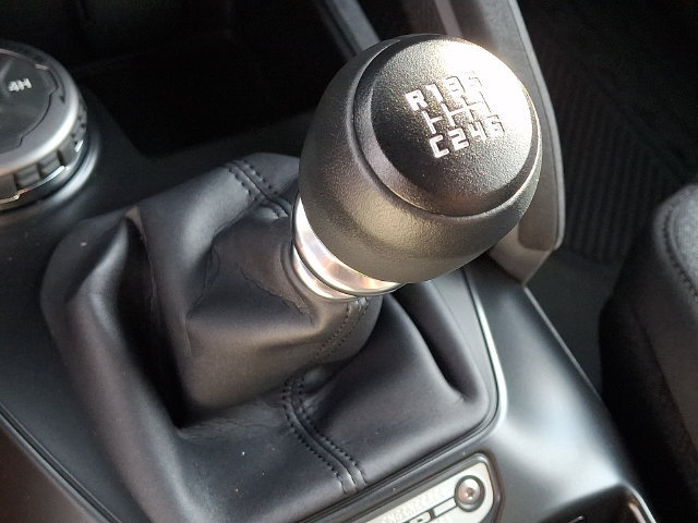 Used 2025 Ford Bronco 2-Door AWD/4WD image 16