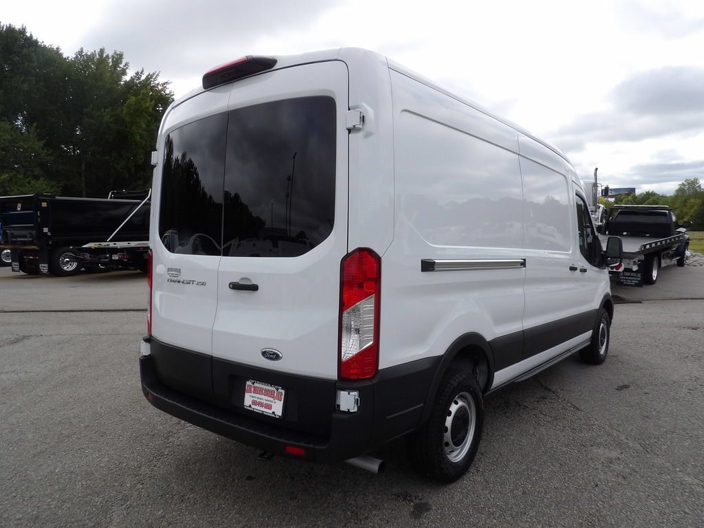 Used 2016 Ford Transit 250 148 Medium Roof RWD image 7