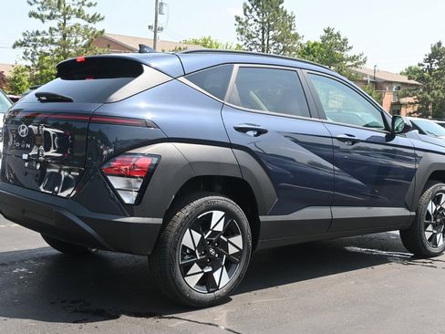 Used 2025 Hyundai Kona SEL image 7