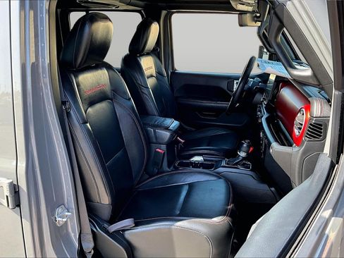 Used 2018 Jeep Wrangler Unlimited Rubicon AWD/4WD image 7
