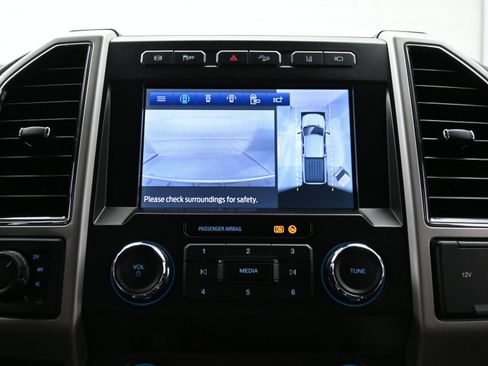 Used 2020 Ford F250 Lariat w/ Lariat Ultimate Package image 30