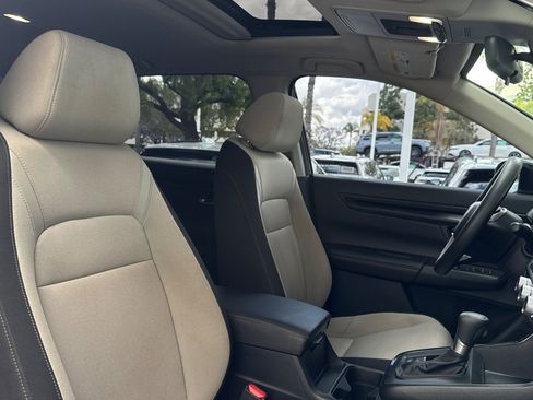 Used 2024 Honda CR-V EX image 30