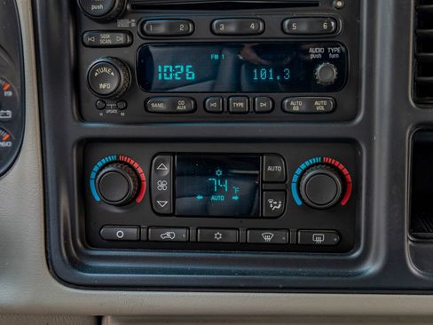 Used 2007 GMC Sierra 3500 SLT w/ Heavy-Duty Power Package image 25