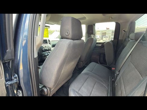 Used 2019 Chevrolet Silverado 1500 Custom w/ Custom Value Package AWD/4WD image 24