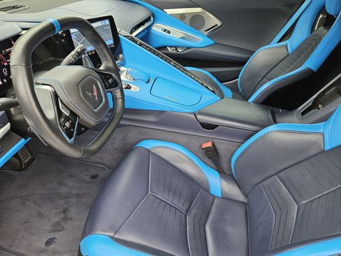 Used 2022 Chevrolet Corvette Stingray Premium Conv w/ Z51 Performance Package image 15