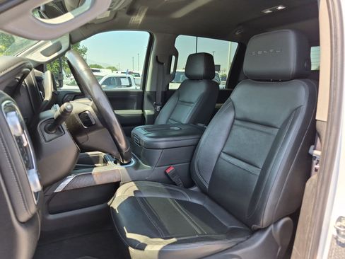 Used 2020 GMC Sierra 3500 Denali AWD/4WD image 17