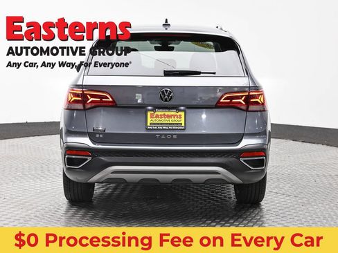 Used 2022 Volkswagen Taos SE FWD image 6