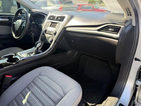 Used 2016 Ford Fusion S FWD image 20