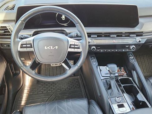Used 2024 Kia Telluride SX Prestige X-Line image 11
