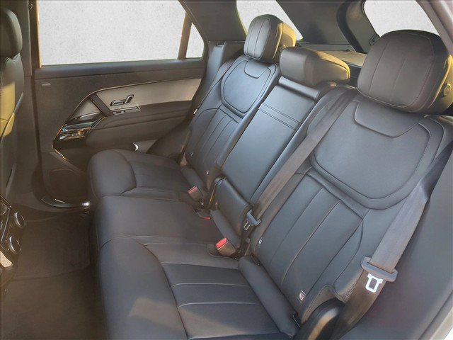 New 2027 Land Rover Range Rover Sport SE AWD/4WD image 17