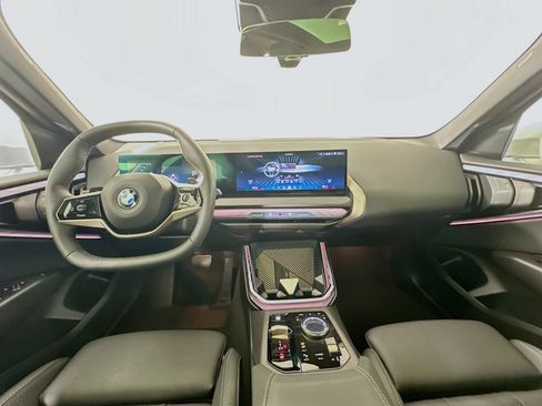 Used 2025 BMW X3 xDrive30i AWD/4WD image 14