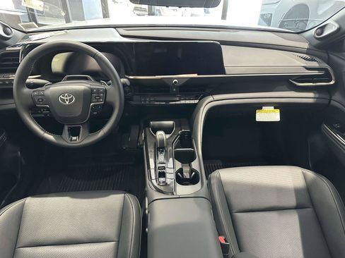 New 2025 Toyota Crown Signia AWD/4WD image 16