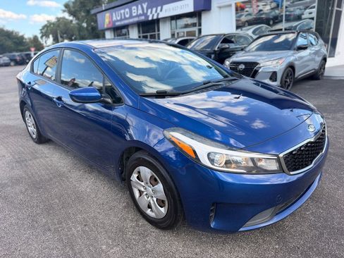 Used 2018 Kia Forte LX FWD image 4
