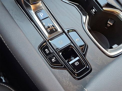 Used 2025 Lexus RX 350h image 11