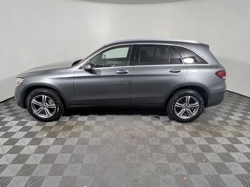 Used 2022 Mercedes-Benz GLC 300 image 2