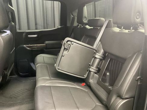 Used 2020 Chevrolet Silverado 1500 LT Trail Boss w/ Midnight Edition AWD/4WD image 11