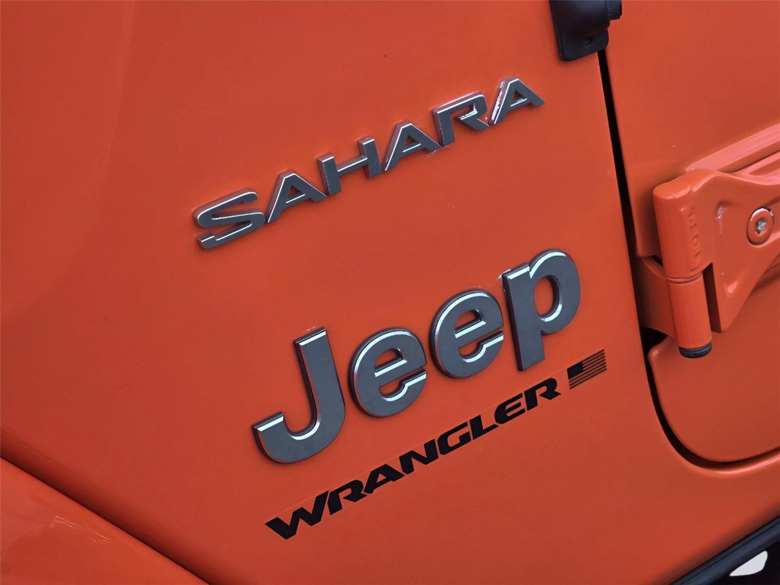 Used 2023 Jeep Wrangler Unlimited Sahara AWD/4WD image 12