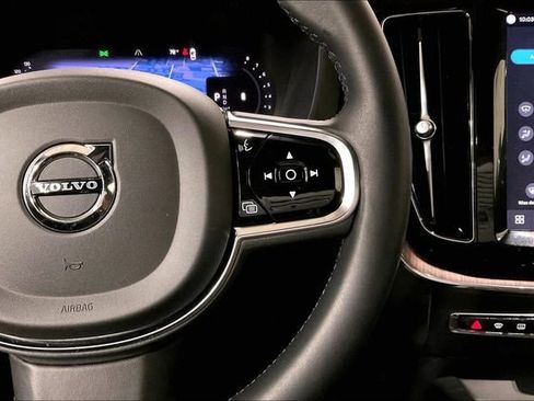 Certified 2024 Volvo XC60 B5 Plus w/ Protection Package Premier AWD/4WD image 22